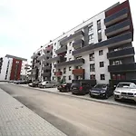 B&m شقة براشوف